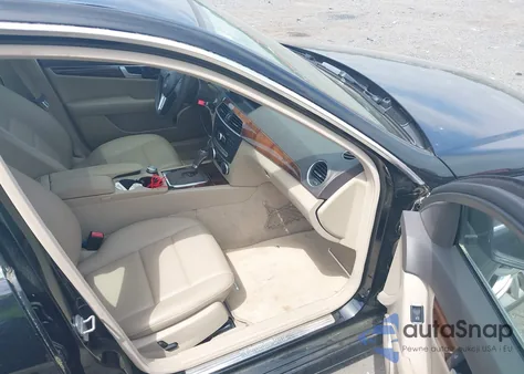 2013 Mercedes-Benz C 300 Luxury 4Matic/Sport 4Matic from USA, damaged, VIN WDDGF8ABXDR289715